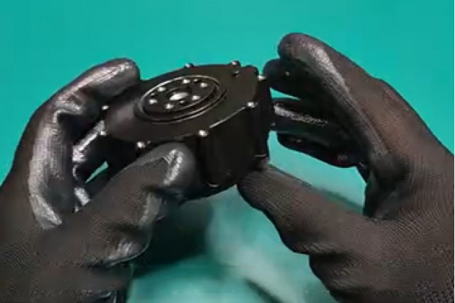 暴拆分析小米 CyberGear 机器人关节电机